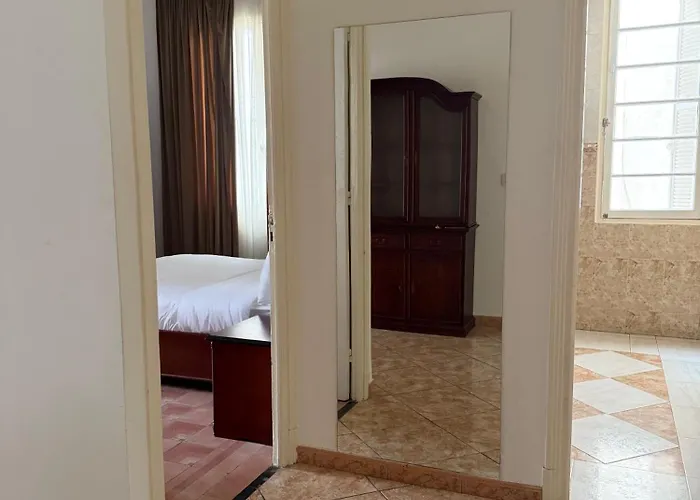 3 Bedroom Apartment Next To Playa And Ibn Batuta Mall
